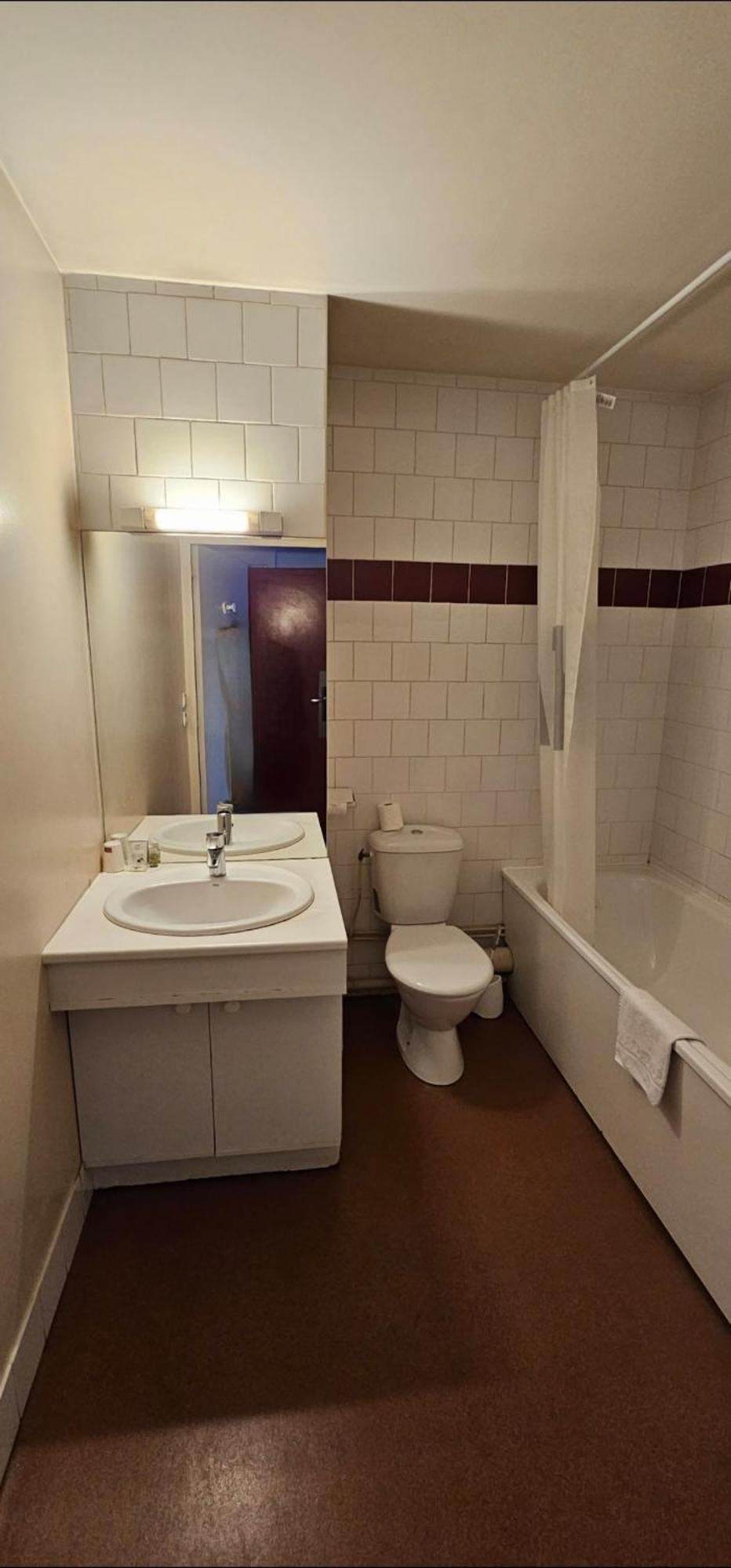 Hotel Lyon Sud, Pierre Benite, St Genis Laval Екстер'єр фото