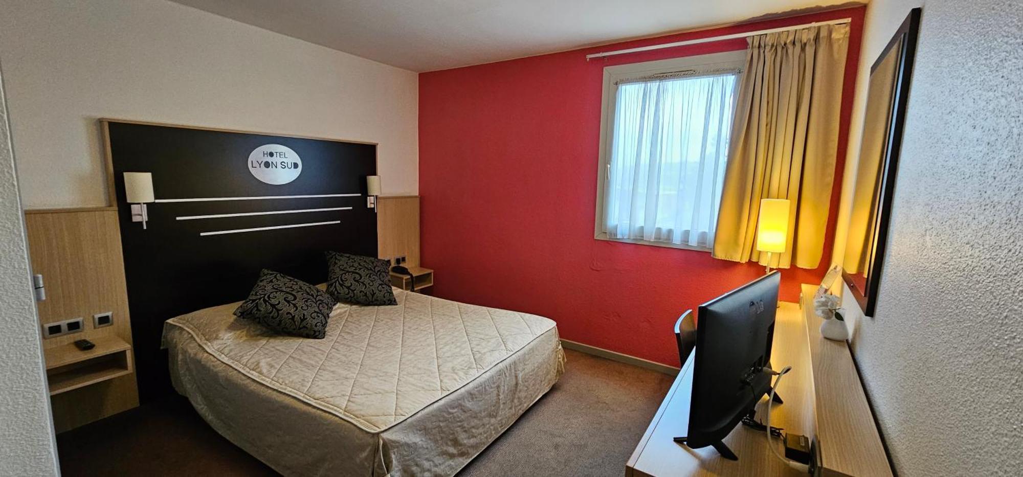 Hotel Lyon Sud, Pierre Benite, St Genis Laval Екстер'єр фото