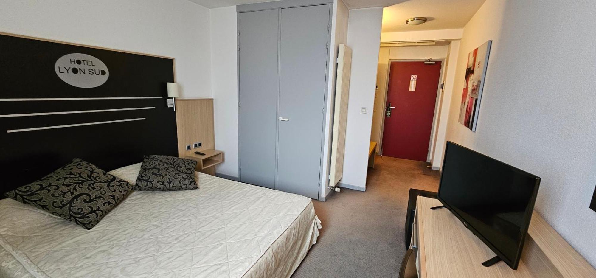 Hotel Lyon Sud, Pierre Benite, St Genis Laval Екстер'єр фото