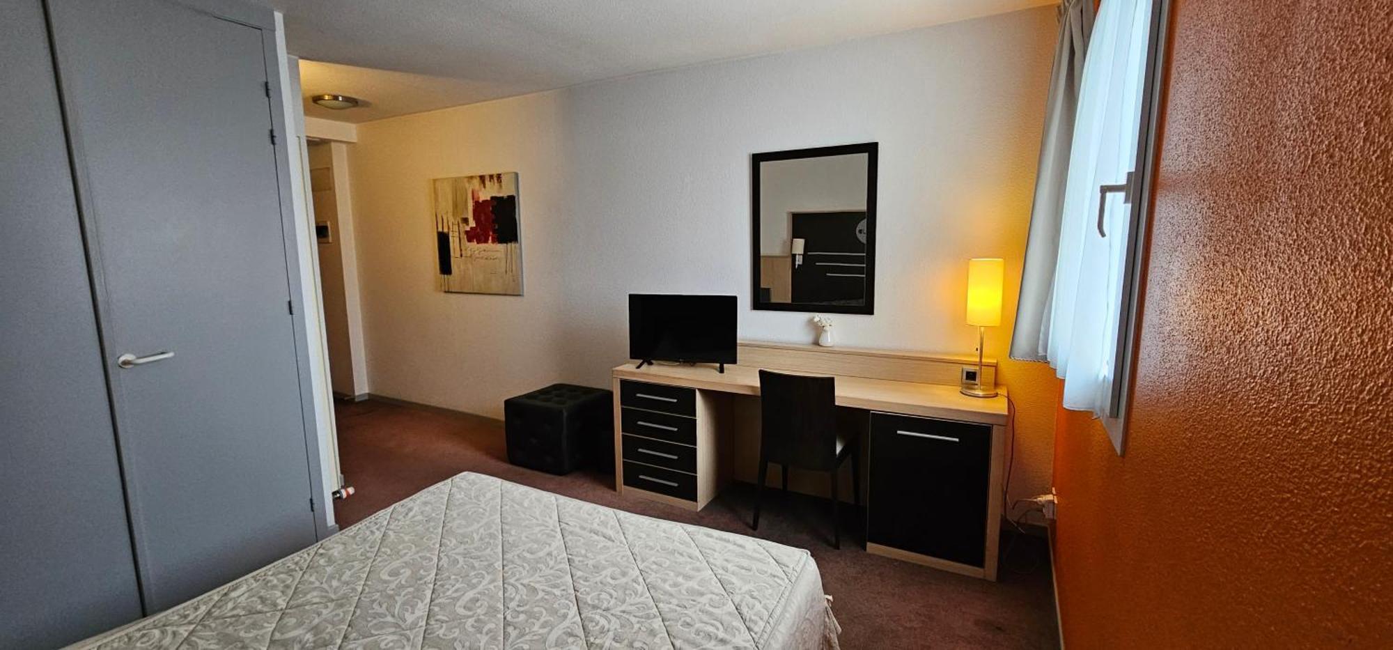 Hotel Lyon Sud, Pierre Benite, St Genis Laval Екстер'єр фото