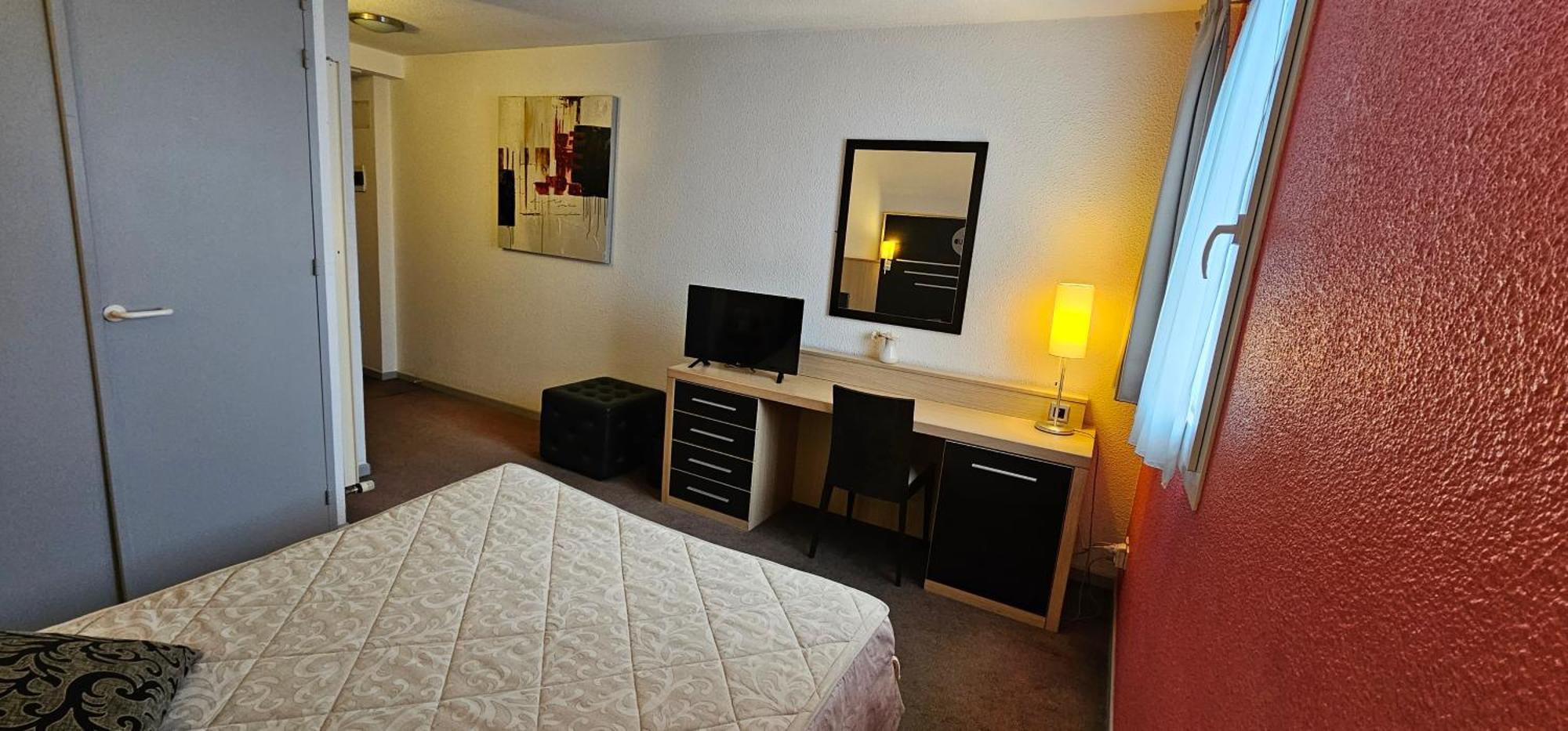 Hotel Lyon Sud, Pierre Benite, St Genis Laval Екстер'єр фото