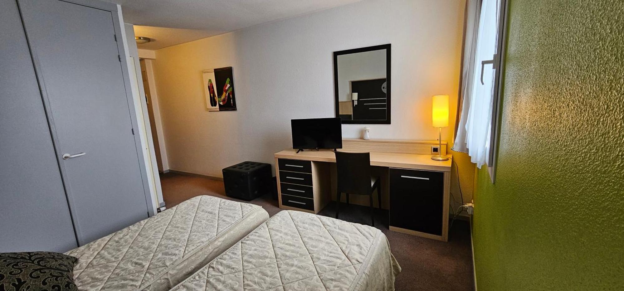 Hotel Lyon Sud, Pierre Benite, St Genis Laval Екстер'єр фото
