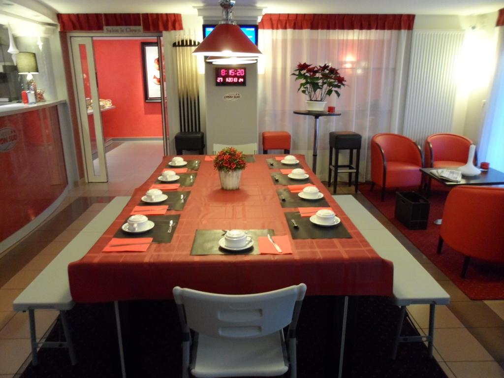Hotel Lyon Sud, Pierre Benite, St Genis Laval Екстер'єр фото