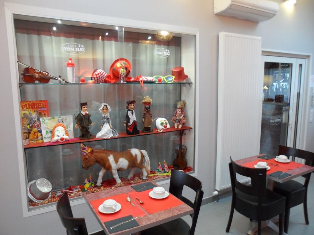 Hotel Lyon Sud, Pierre Benite, St Genis Laval Екстер'єр фото